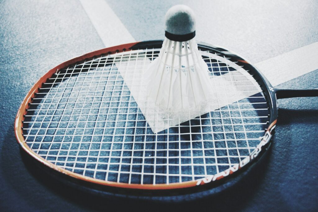 Mistrzostwa świata w badmintonie: Jak przygotowania do zawodów wpływają na zdrowie zawodników?